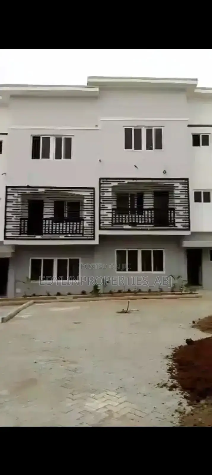 4bdrm Duplex in Durumi for sale in Durumi