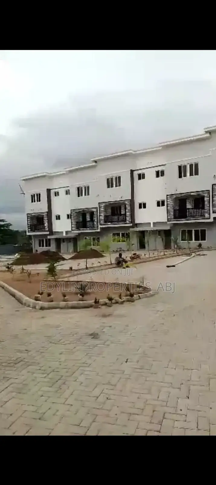 4bdrm Duplex in Durumi for sale in Durumi