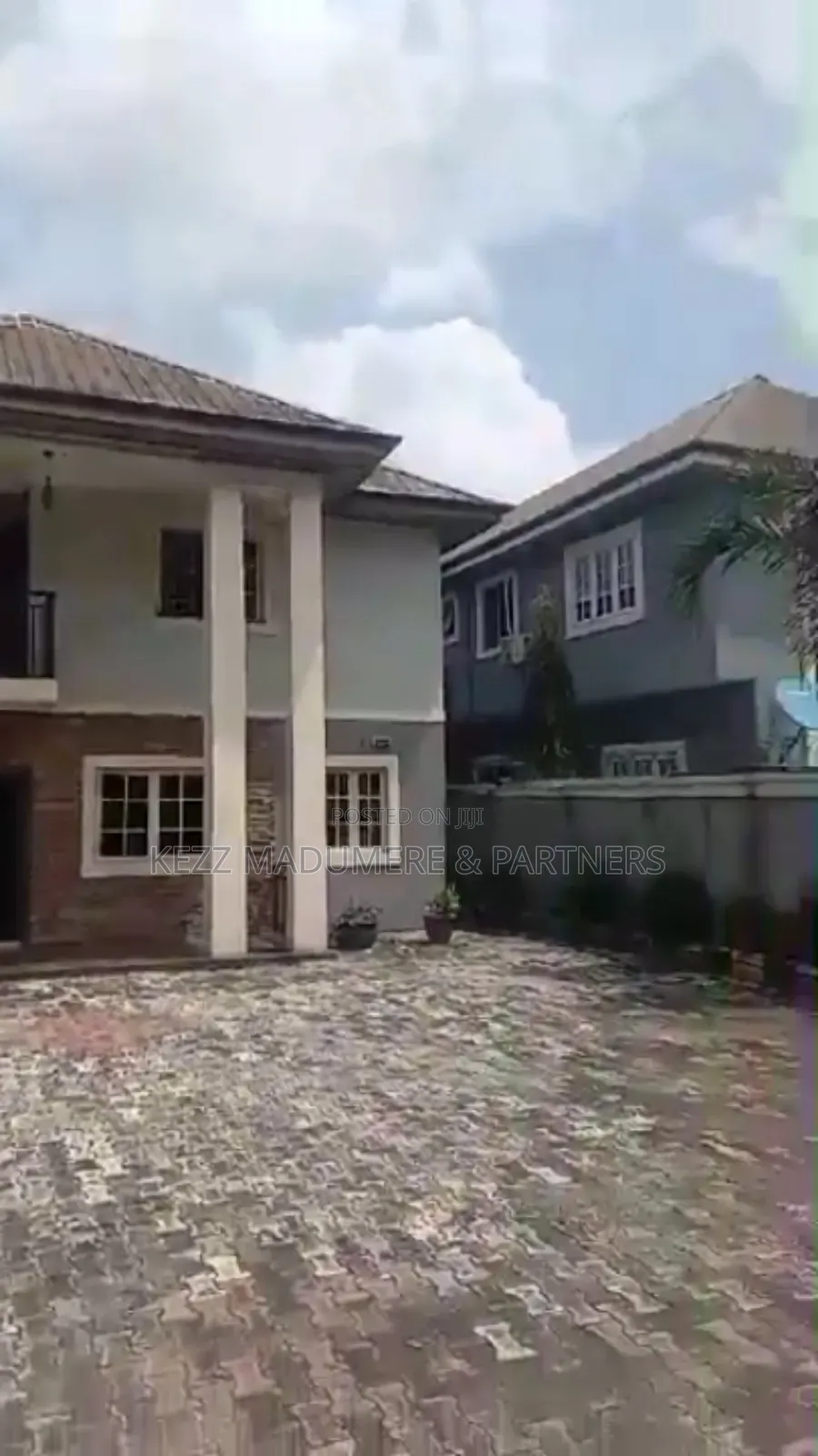 4bdrm Duplex in Woji , Port Harcourt for sale in Woji
