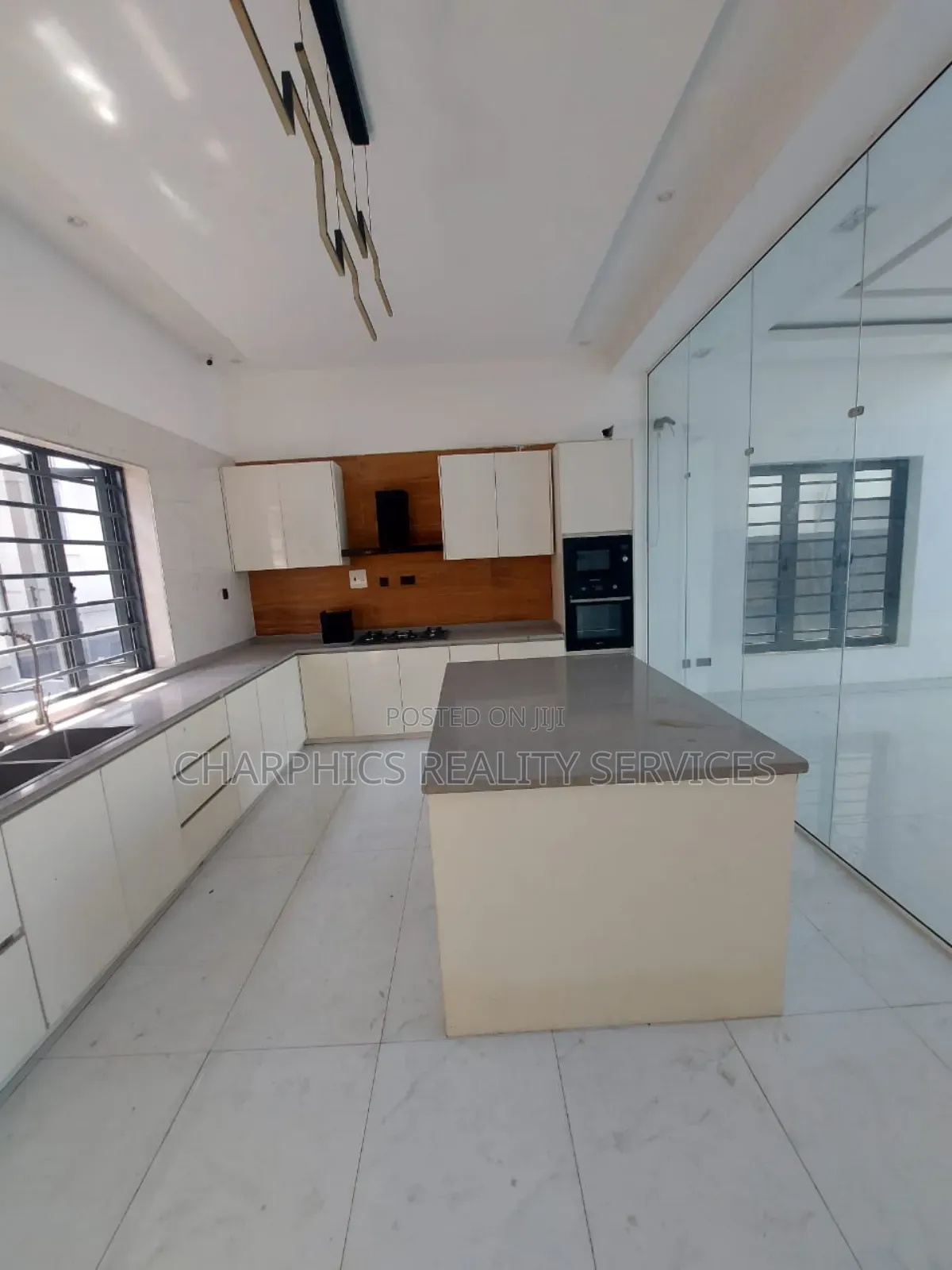 4bdrm Duplex in GRA Phase 2 Shangisha for sale in GRA Phase 2 Shangisha