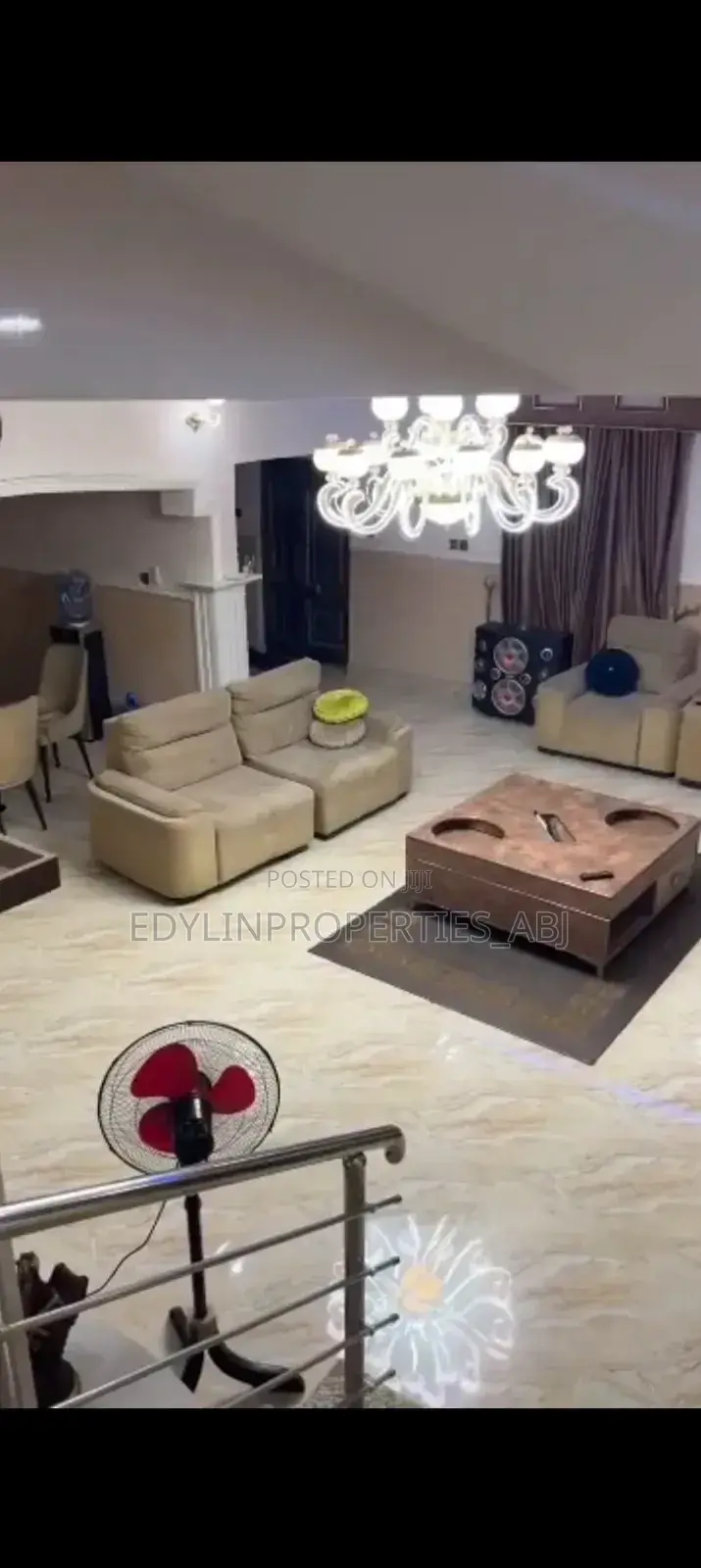 5bdrm Duplex in Inside An Estate, FHA for sale in FHA