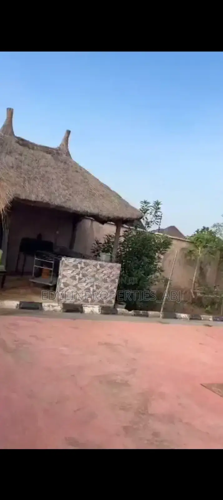 5bdrm Duplex in Inside An Estate, FHA for sale in FHA