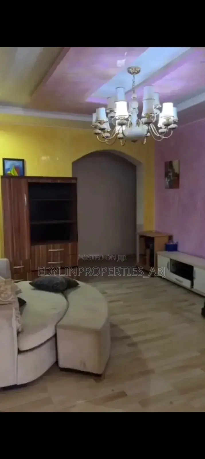 5bdrm Duplex in Inside An Estate, FHA for sale in FHA