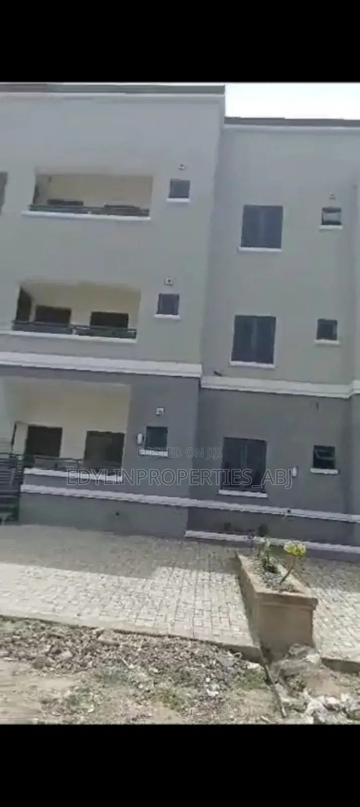 3bdrm Duplex in Gaduwa for sale in Gaduwa