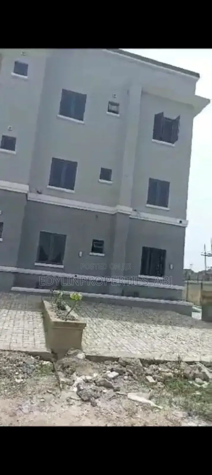 3bdrm Duplex in Gaduwa for sale in Gaduwa