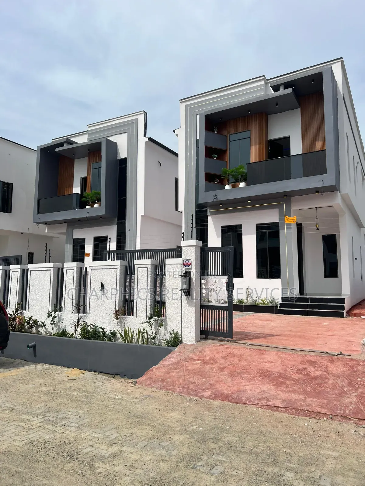 5bdrm Duplex in Ajah for sale in Ajah