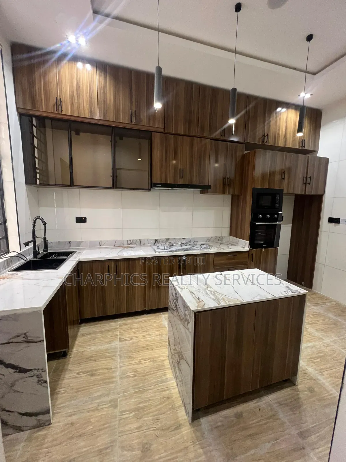 4bdrm Duplex in Ikota for sale in Ikota
