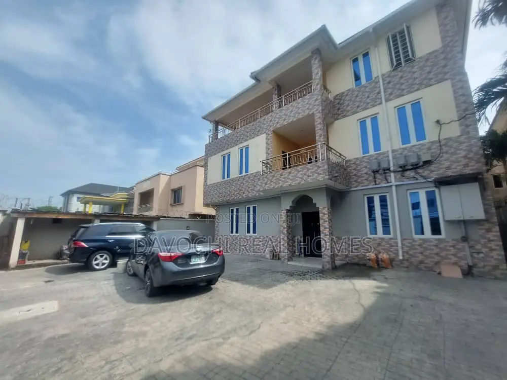 Furnished 5bdrm House in Lekki Expressway for rent in Lekki Expressway