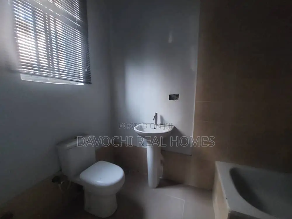 Furnished 5bdrm House in Lekki Expressway for rent in Lekki Expressway