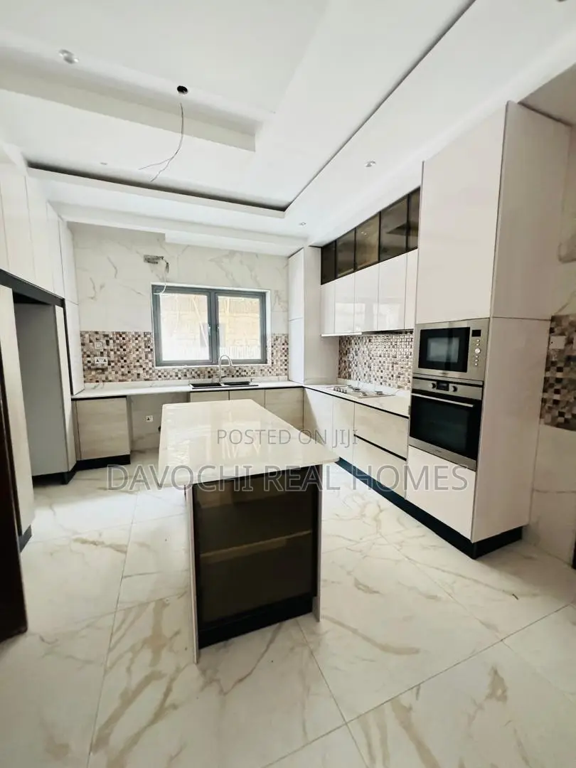 Furnished 5bdrm House in Ikate for rent in Ikate
