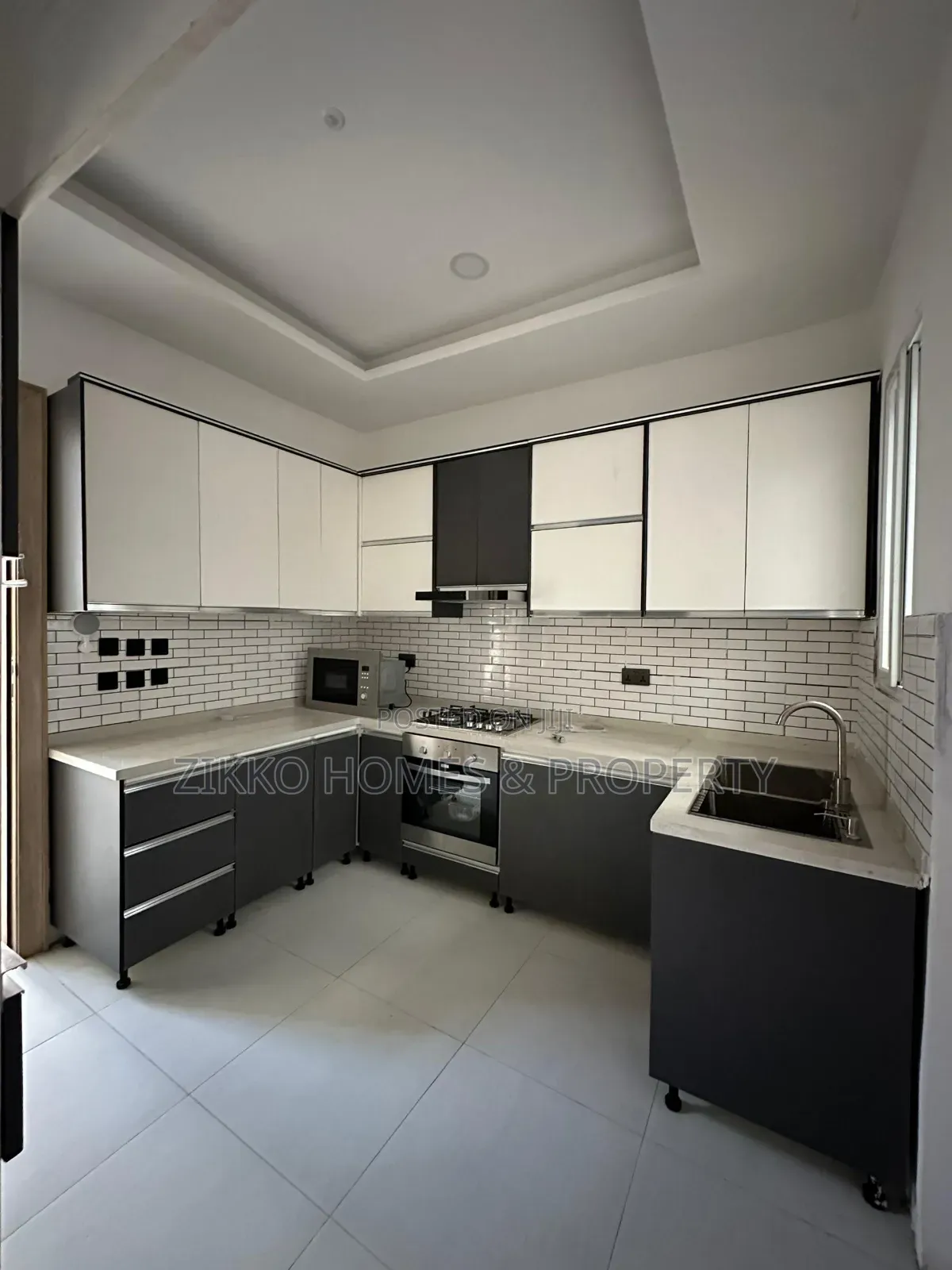 4bdrm Townhouse/Terrace in Lekki for sale in Lekki