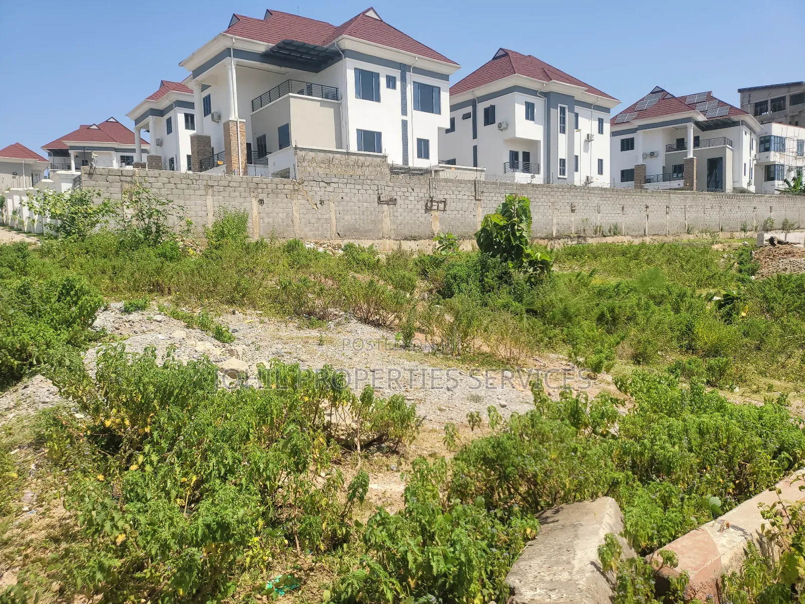 1000sqm Land for Sale at Guzape in Guzape District