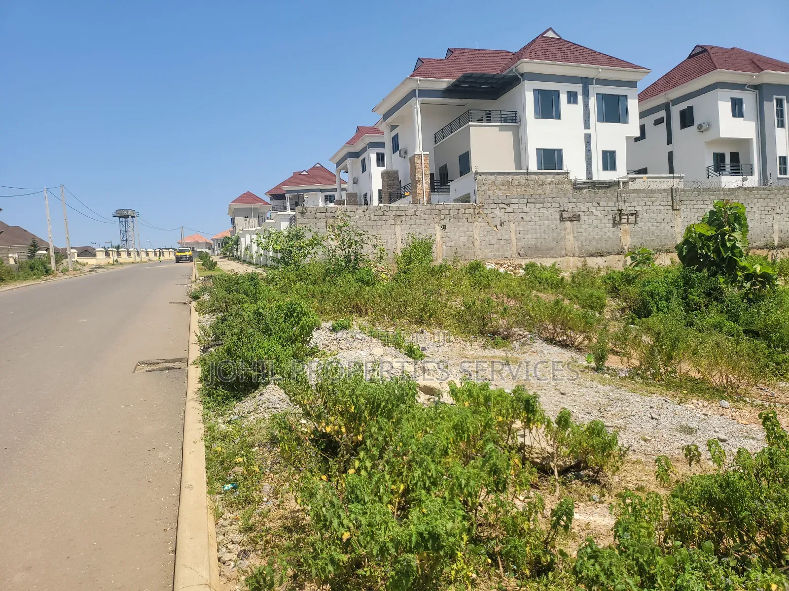 1000sqm Land for Sale at Guzape in Guzape District