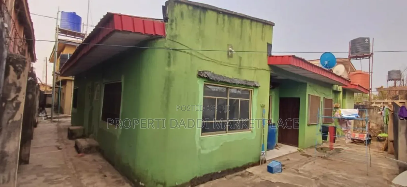 5bdrm Block of Flats in Ipaja for sale in Ipaja