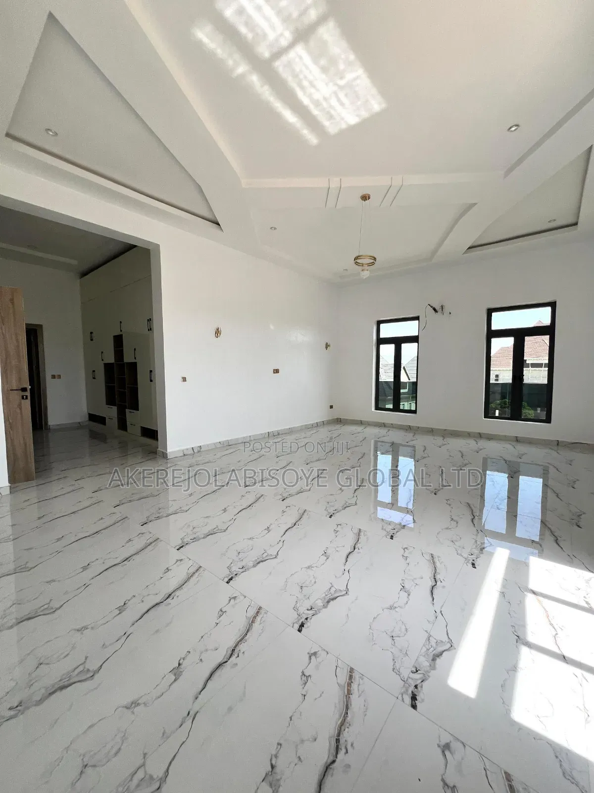 7bdrm Duplex in Gwarinpa Main for sale in Gwarinpa