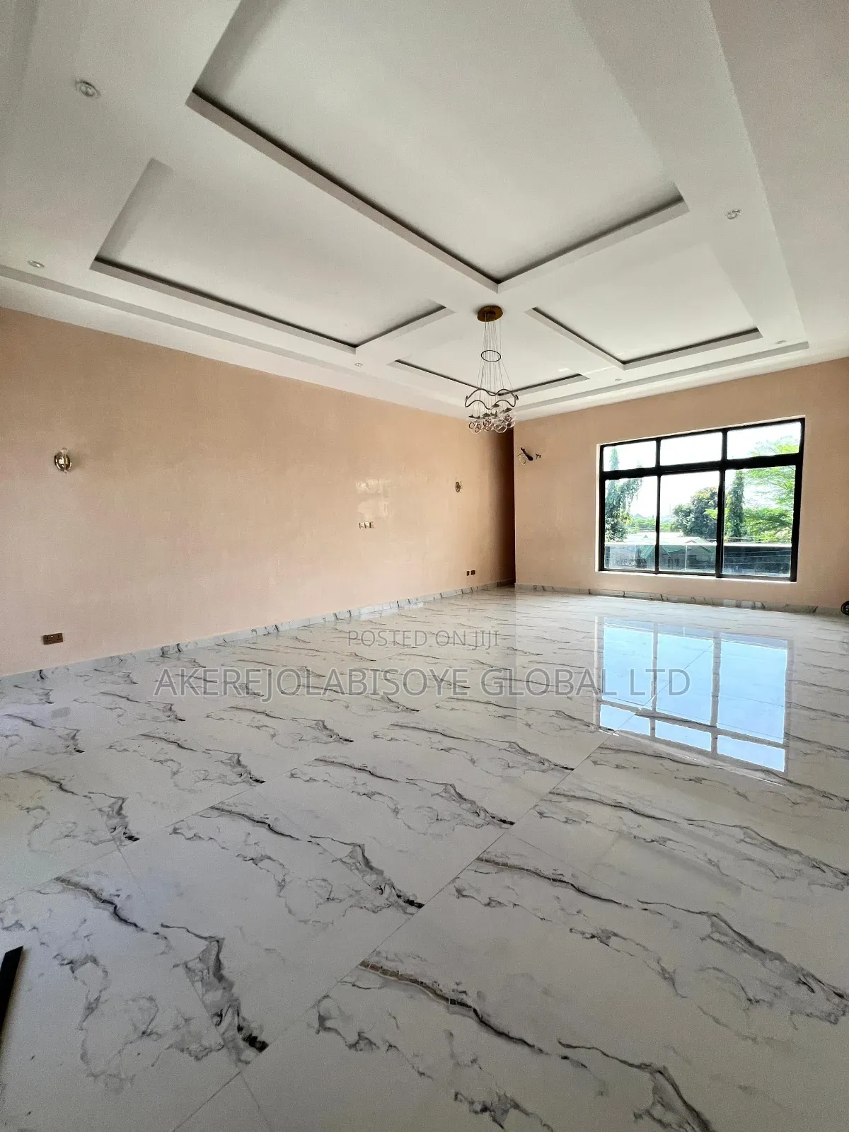 7bdrm Duplex in Gwarinpa Main for sale in Gwarinpa