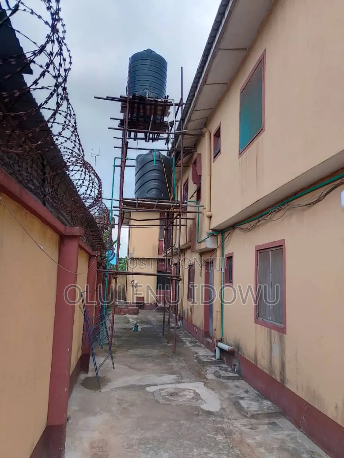 Furnished 3bdrm Block of Flats in Alimosho for sale in Alimosho