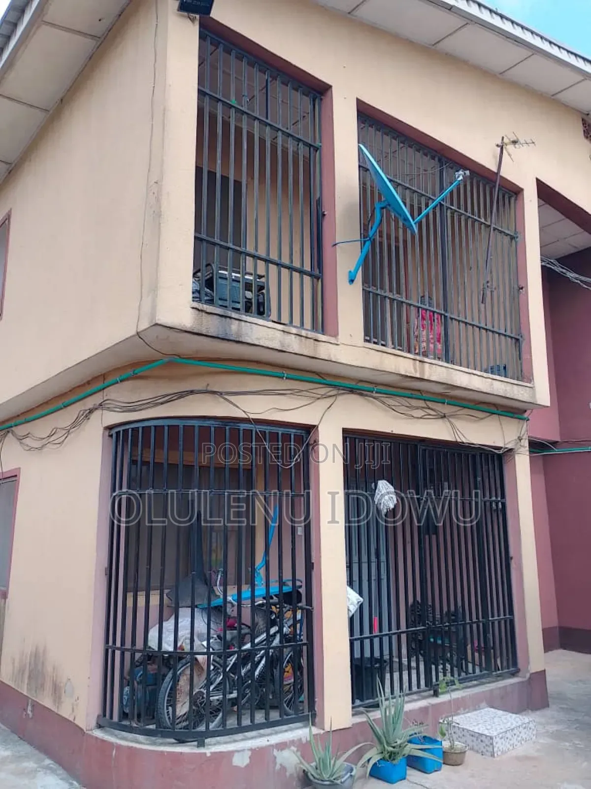 Furnished 3bdrm Block of Flats in Alimosho for sale in Alimosho