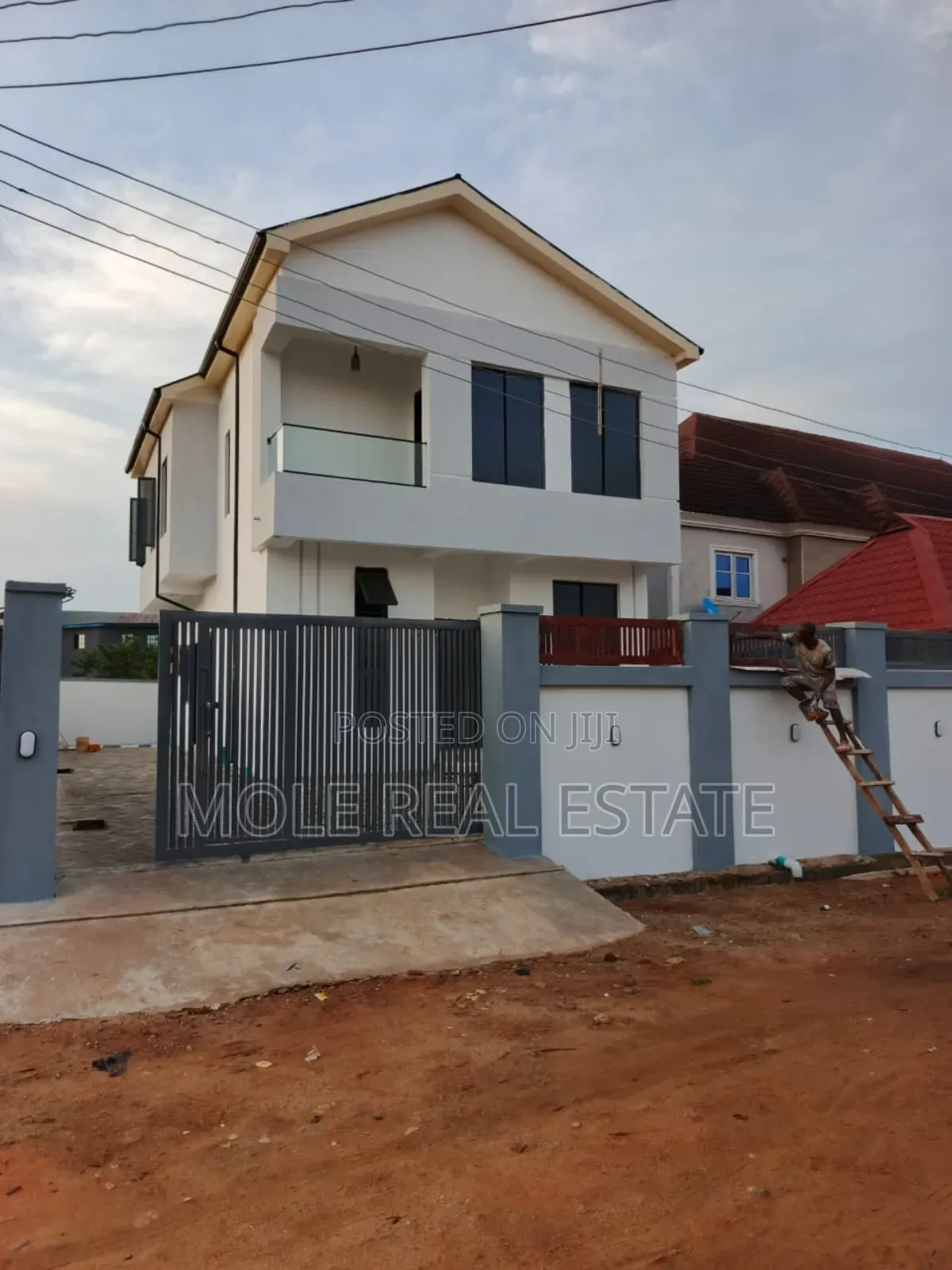 4 Bed New Fullu Detached Magboro in Obafemi-Owode