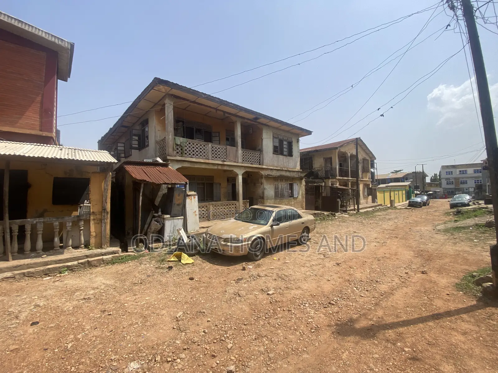 20bdrm Apartment in Off Liberty Road, for sale in Oke Ado