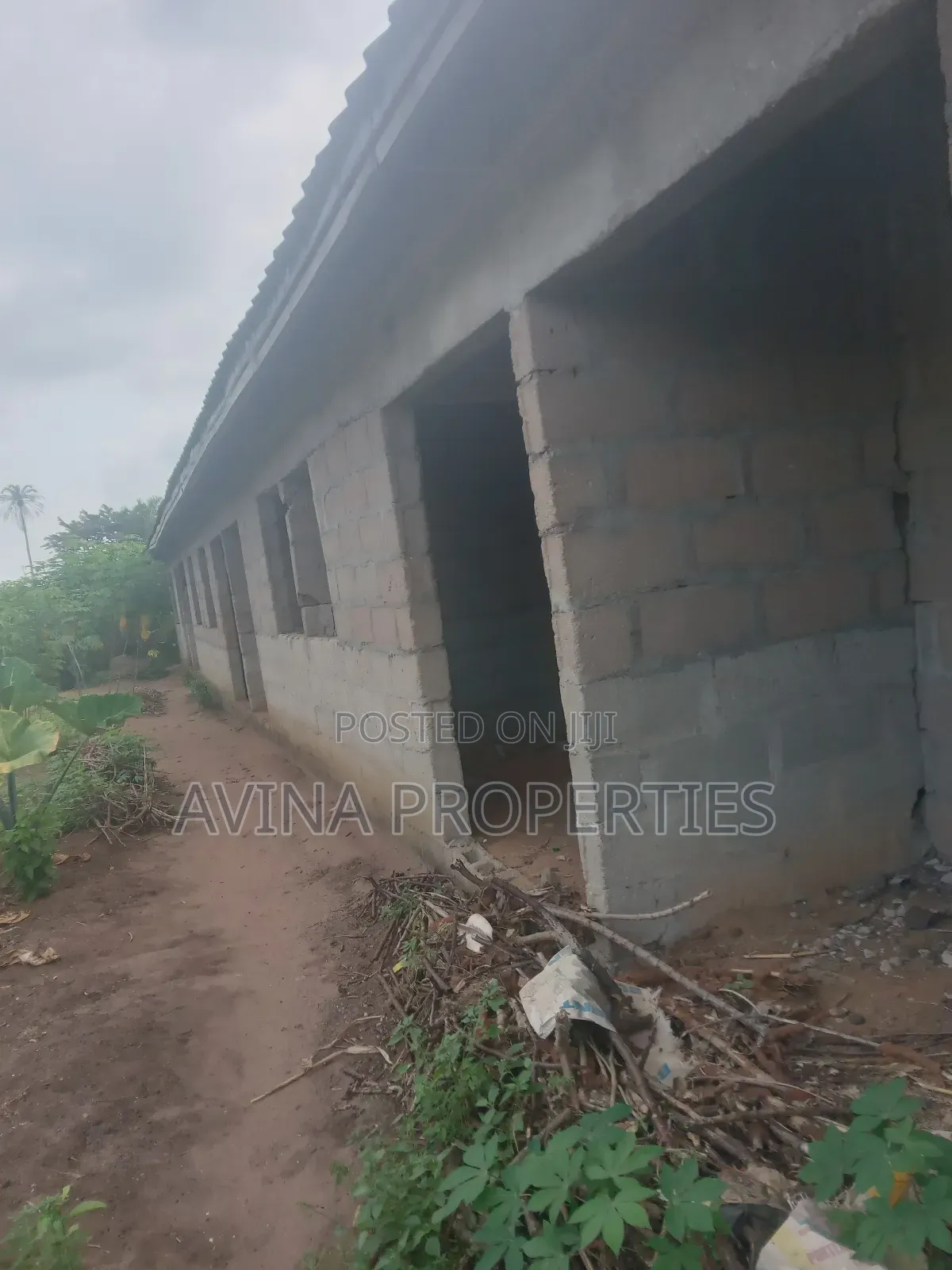 7 Unit of Self-Contained With Extra Plot for Sale in Owerri