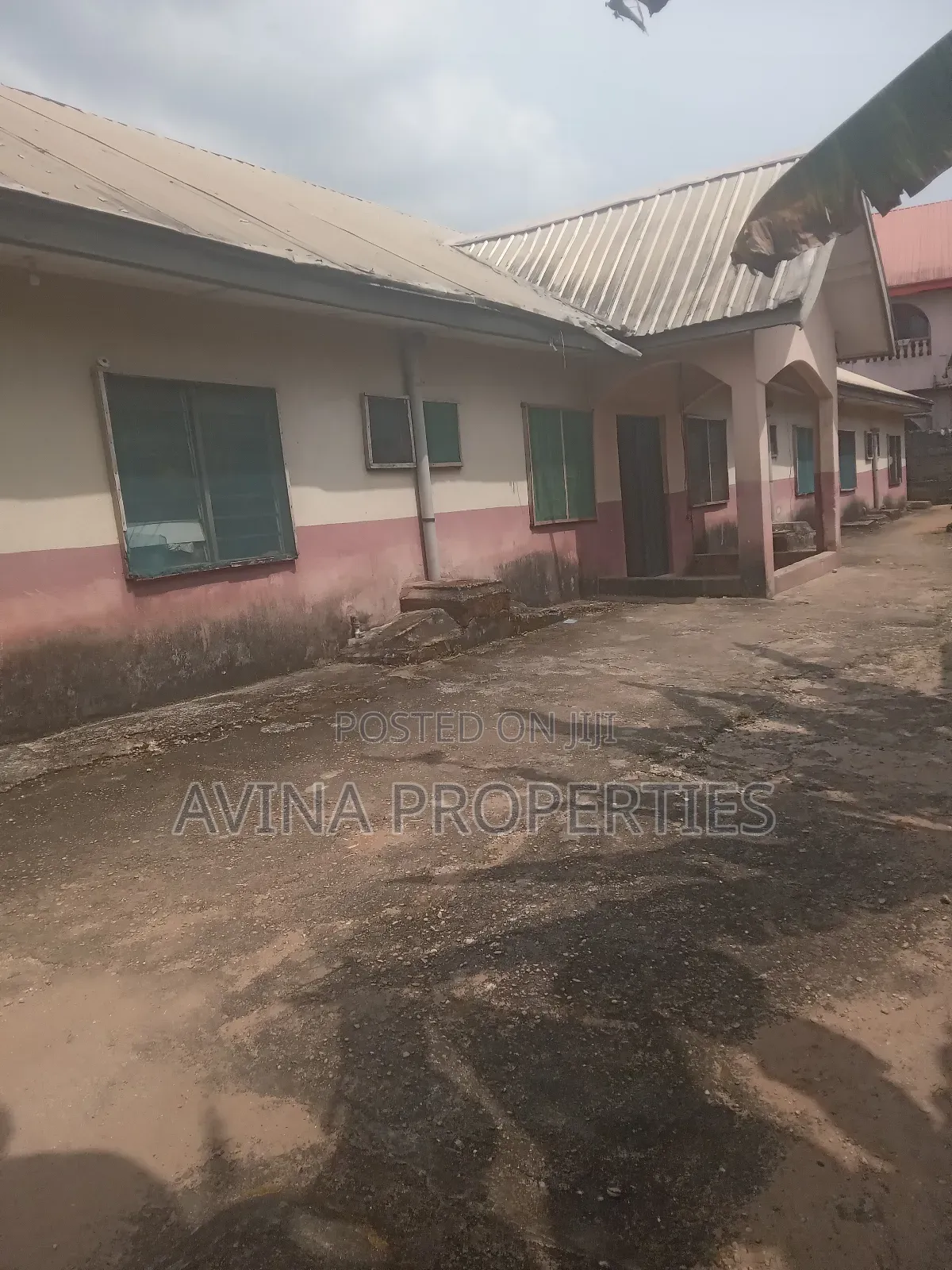 16 Rooms Self-Contained on 2 Plots of Lands in Owerri in Owerri