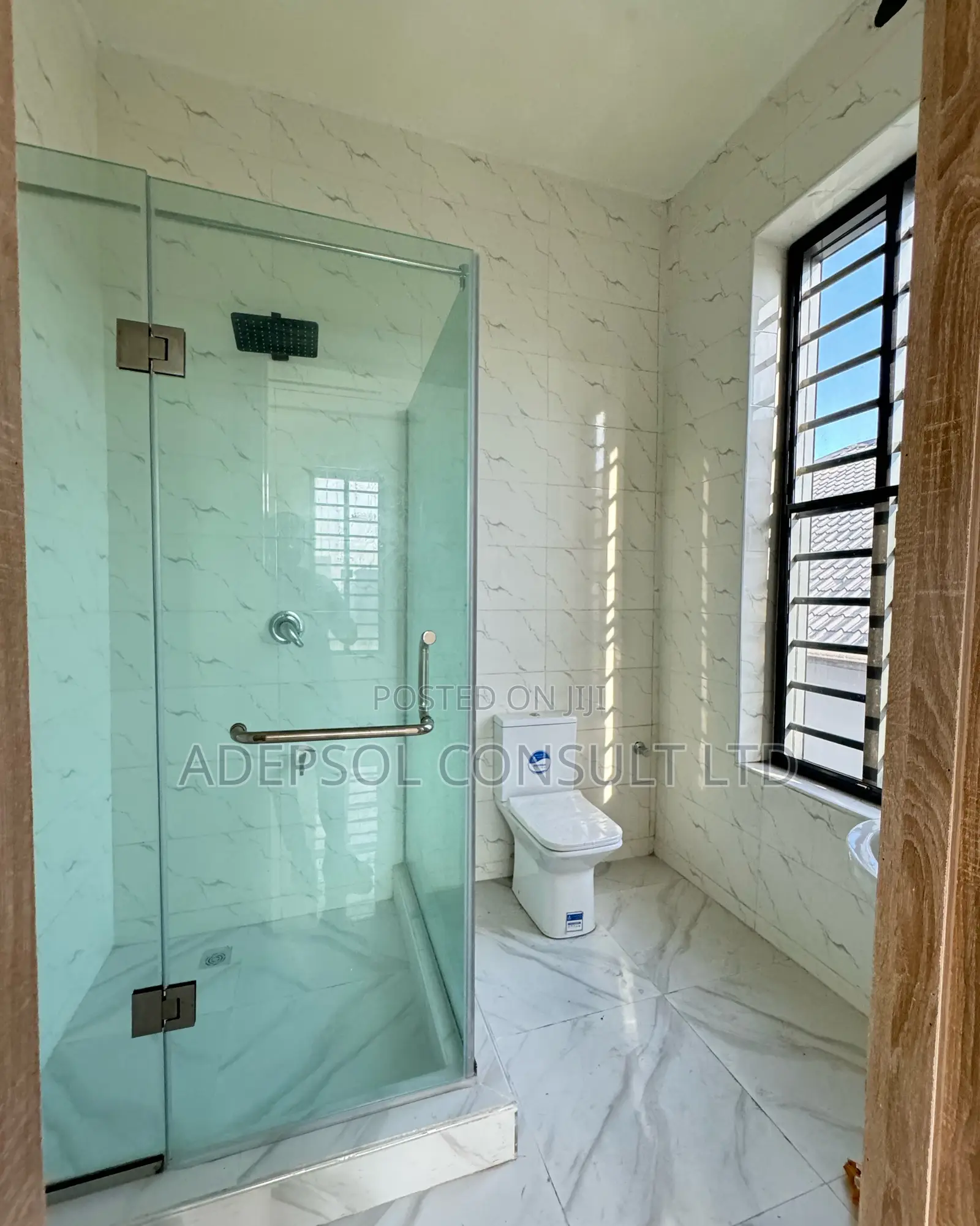 2bdrm Apartment in Kusenla Ikate for sale in Ikate-Elegushi