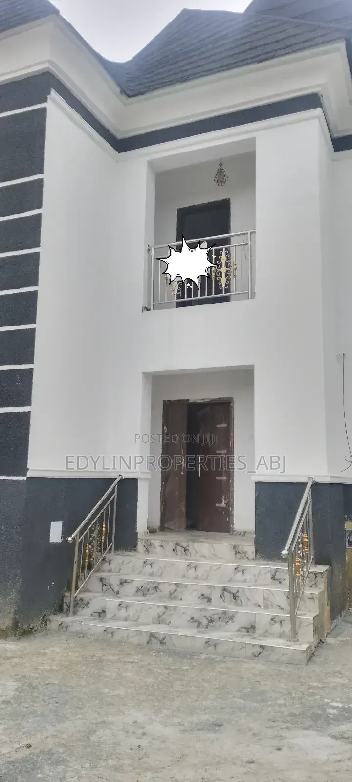5bdrm Duplex in Apo Resettlement for sale in Apo Resettlement