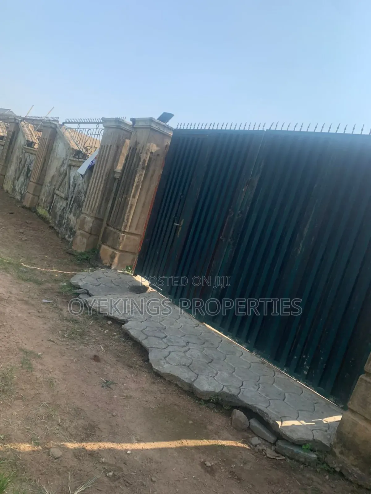 6bdrm Block of Flats in Jiboye, Akala Express for sale in Akala Express