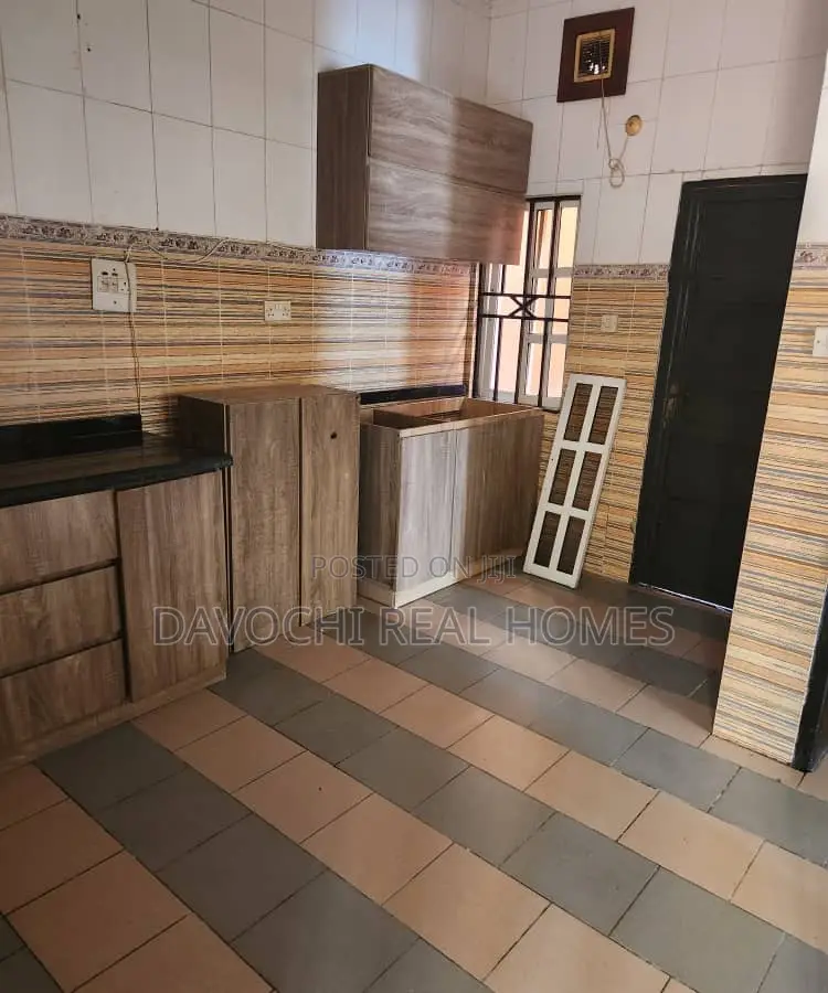 Furnished 5bdrm House in VGC / Ajah for rent in VGC / Ajah