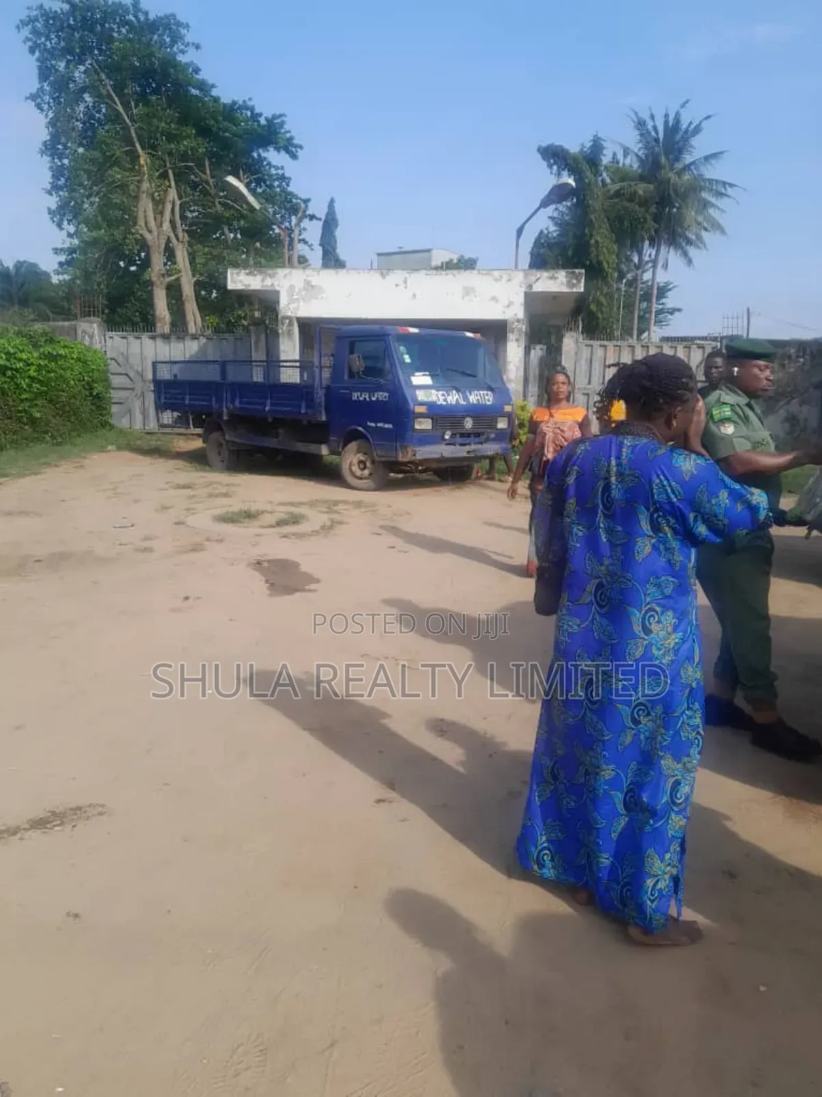 36 Acres of Land Massive Warehouse. Title: C of O in Agbara-Igbesan