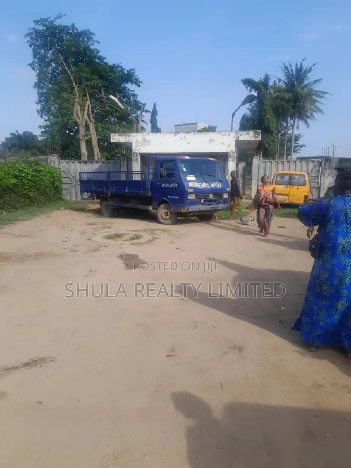 36 Acres of Land Massive Warehouse. Title: C of O in Agbara-Igbesan