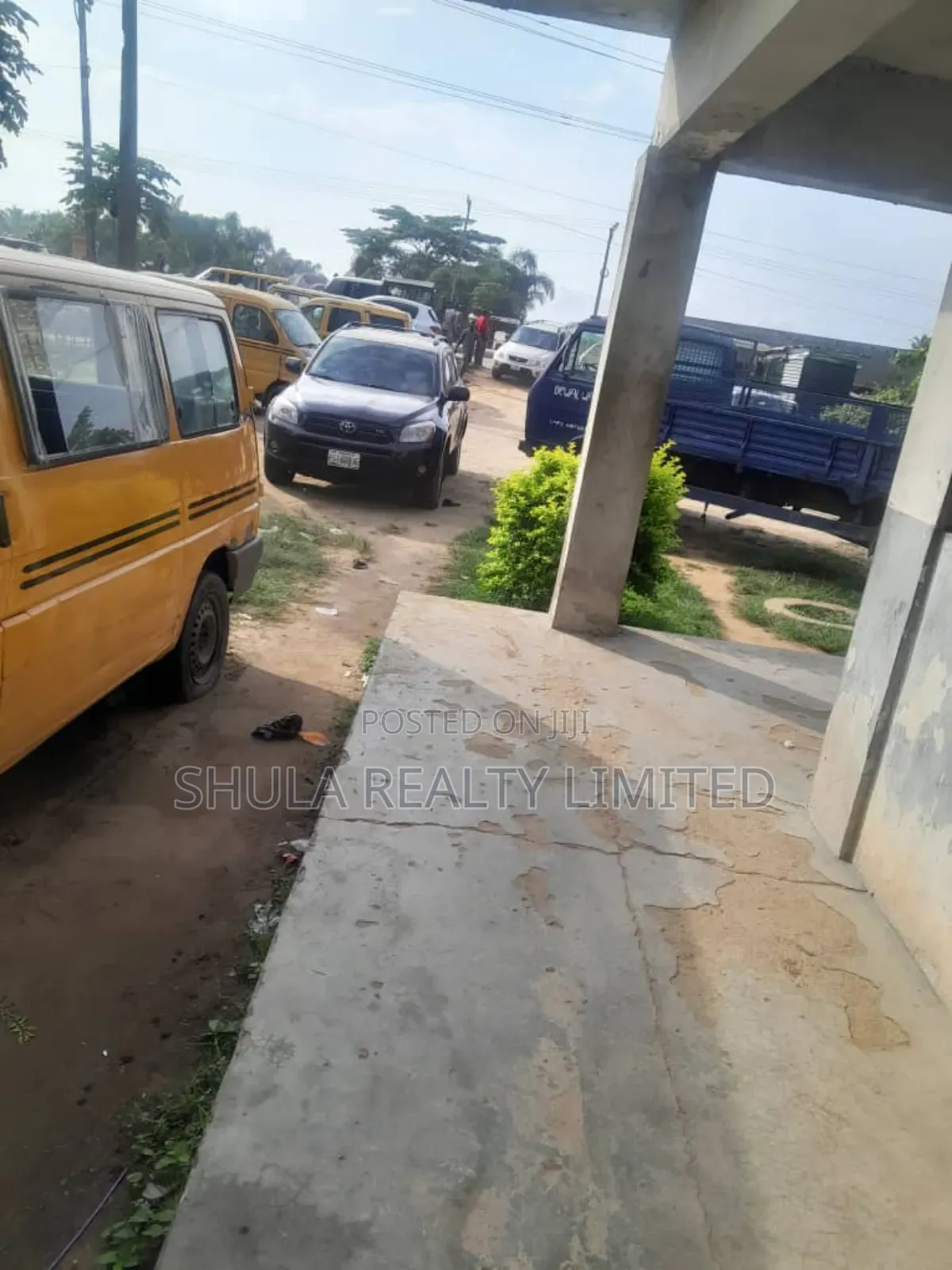 36 Acres of Land Massive Warehouse. Title: C of O in Agbara-Igbesan