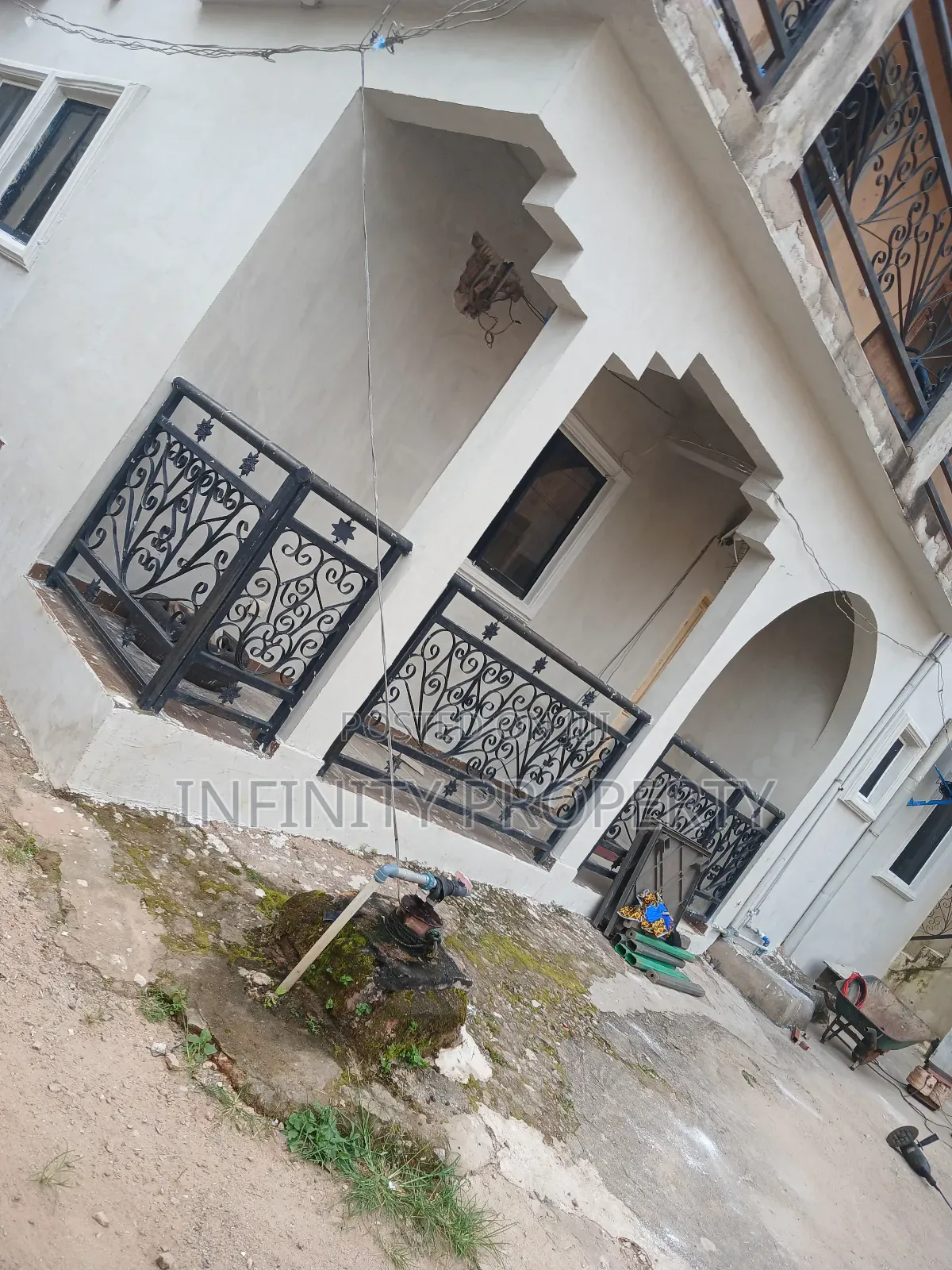 2bdrm Block of Flats in Benin City for sale in Benin City
