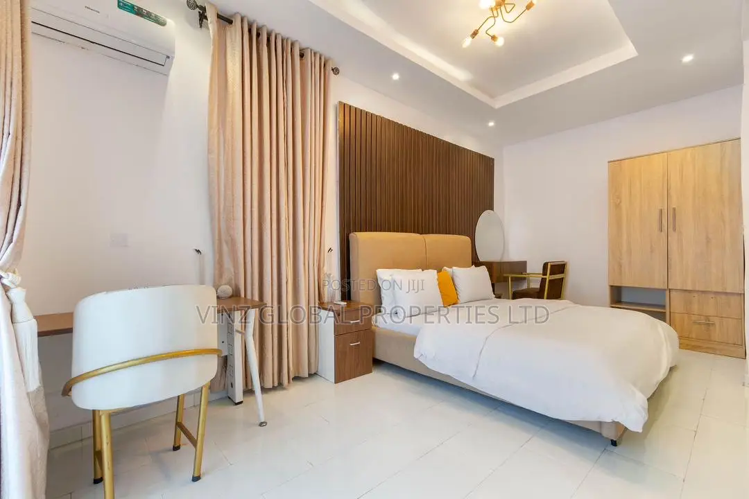 Luxury 2 Bedroom Apartment With Swimming Pool in Lekki