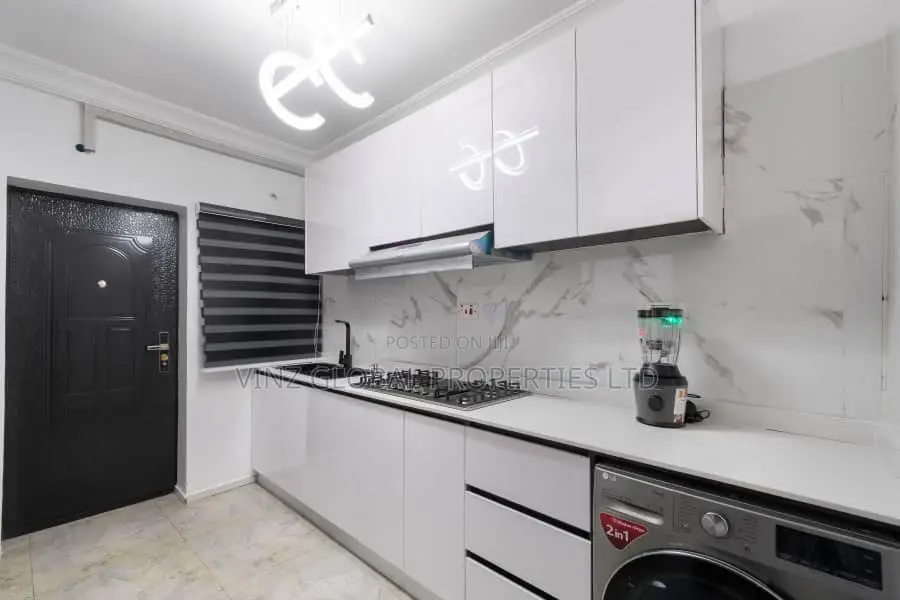 Luxury 3 Bedroom Apartment With Swiming Pool, Gym Snooker in Lekki