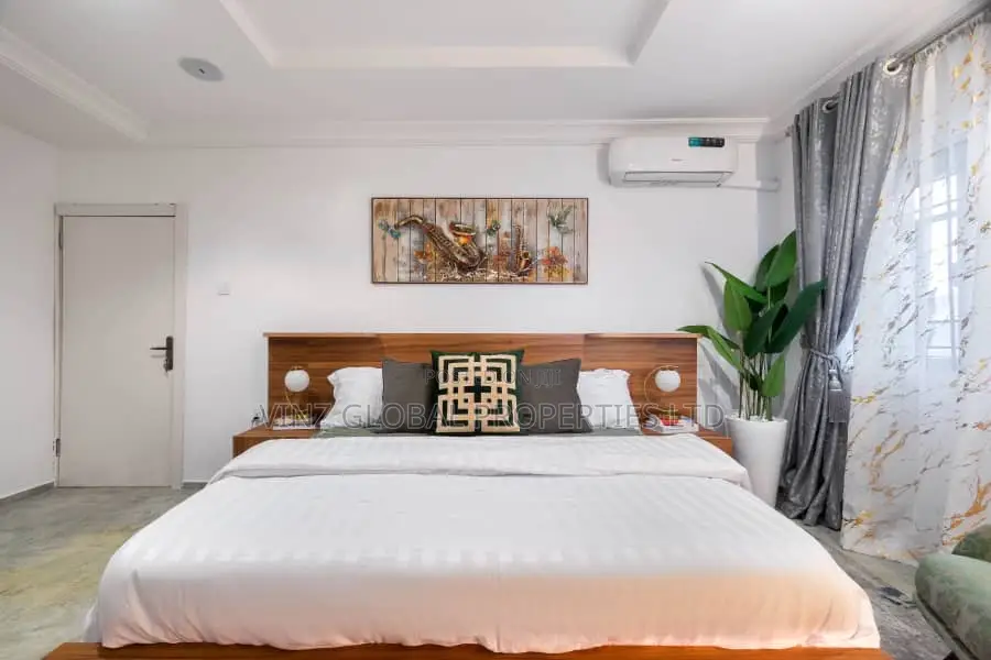 Luxury 2 Bedroom Apartment With Swimming Pool, Gym Snooker in Lekki