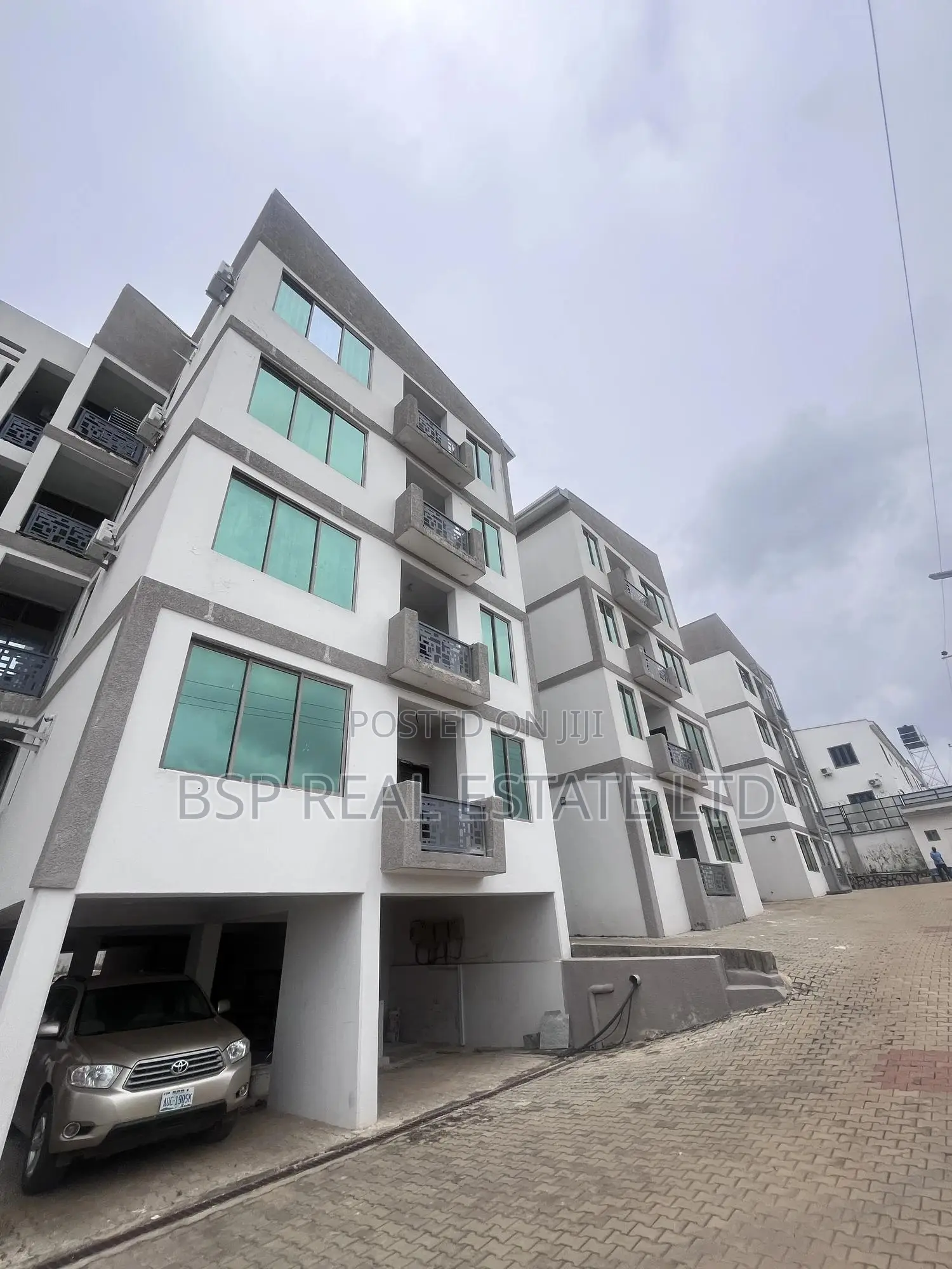 3bdrm Block of Flats in Life Camp for sale in Life Camp