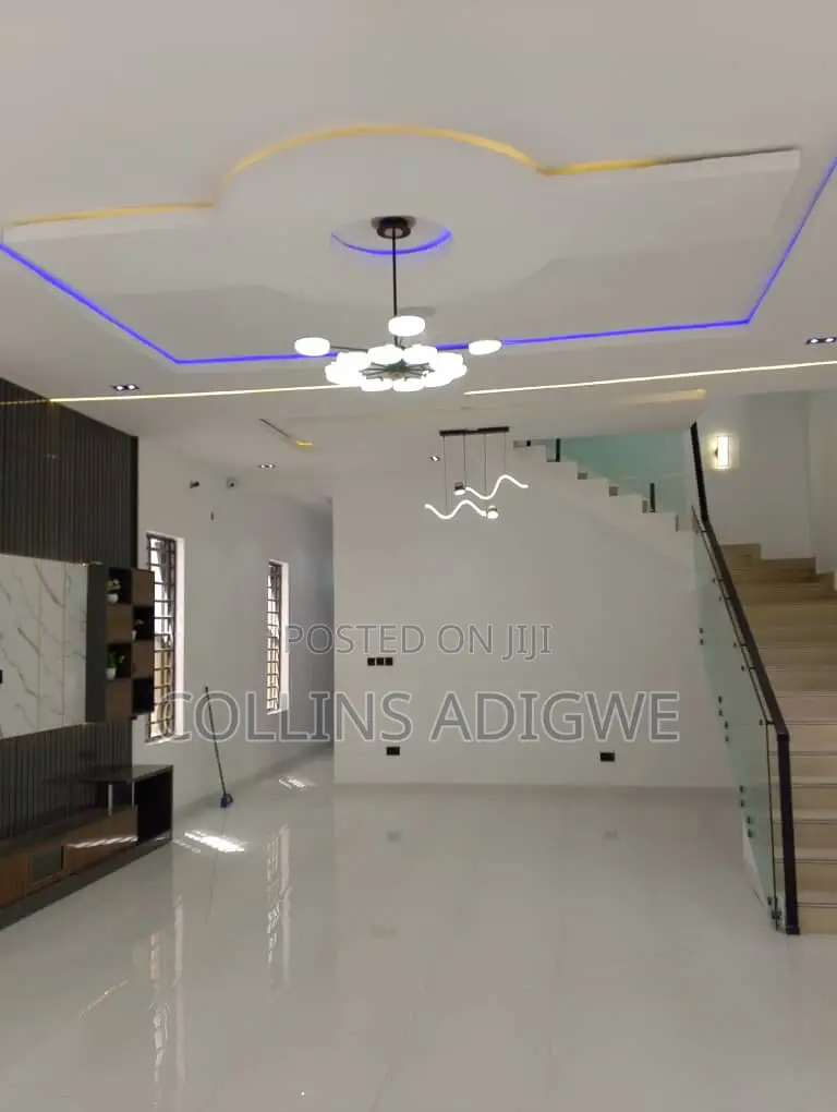 5bdrm Duplex in Call To Enter Estate for sale in Ajah