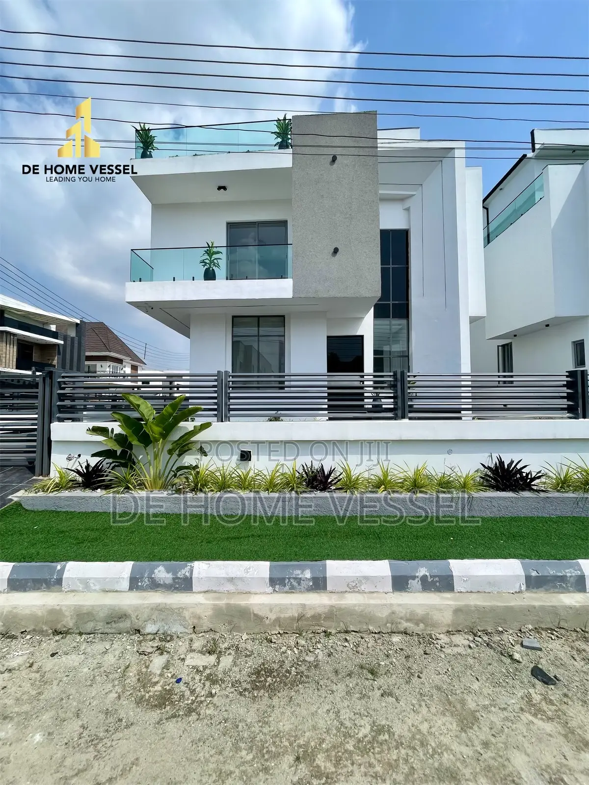 5bdrm Duplex in Lekki for sale in Lekki