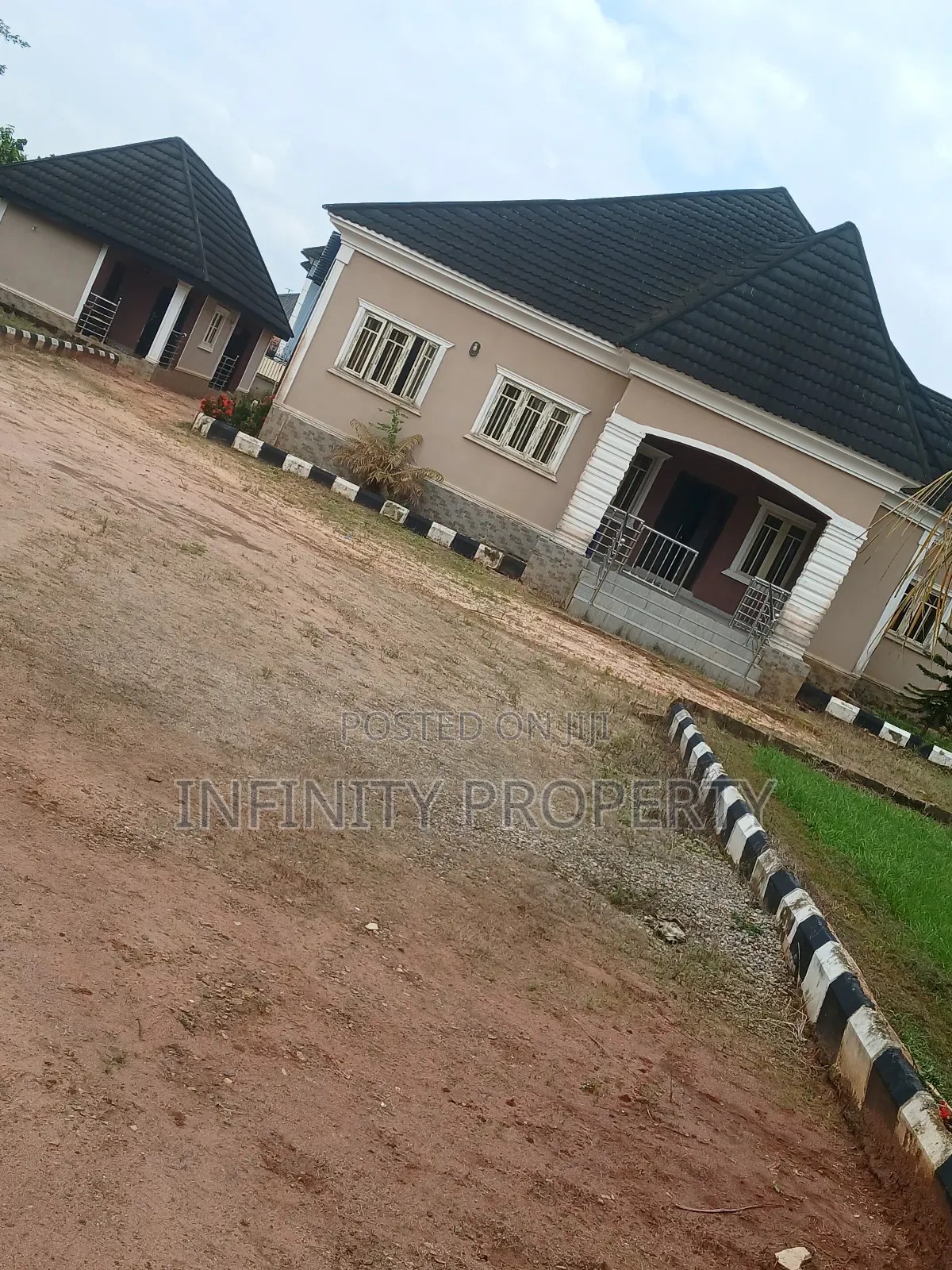 4bdrm Bungalow in Benin City for sale in Benin City