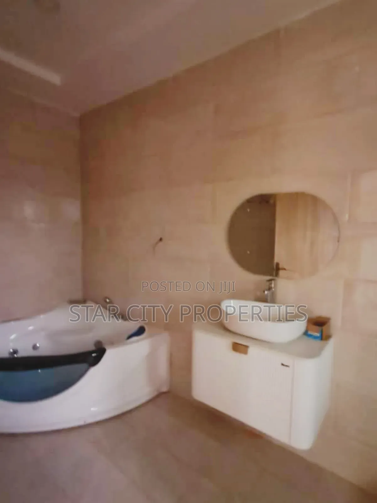 5bdrm Duplex in Magodo Phase 2 for sale in GRA Phase 2 Shangisha