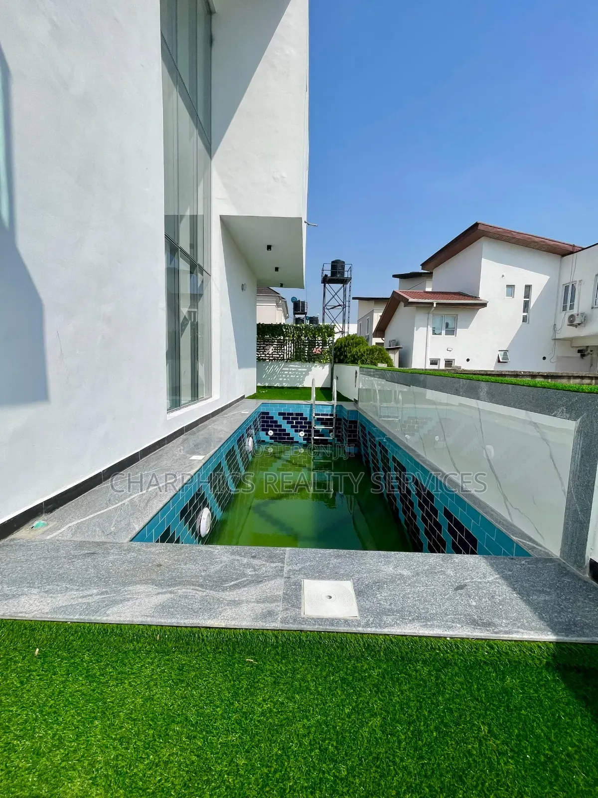5bdrm Duplex in Lekki for sale in Lekki
