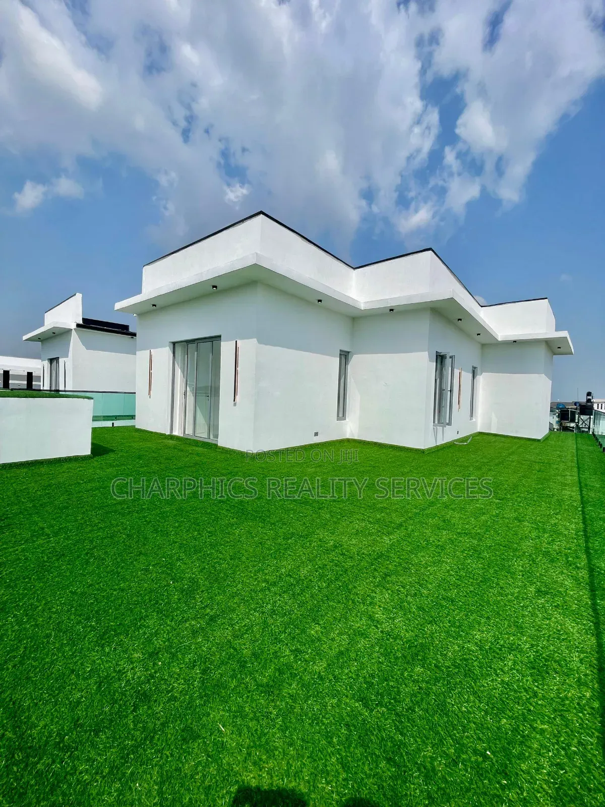 5bdrm Duplex in Lekki for sale in Lekki