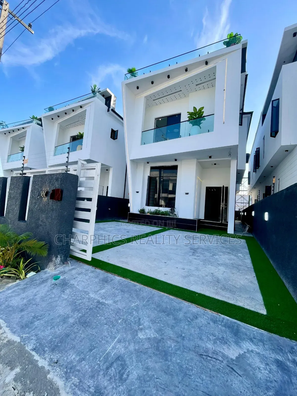 5bdrm Duplex in Ajah for sale in Ajah