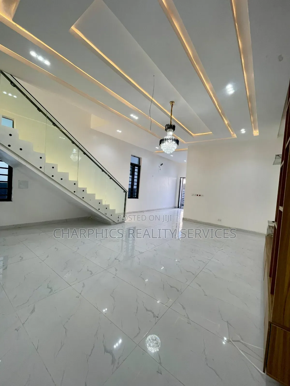 5bdrm Duplex in Ajah for sale in Ajah