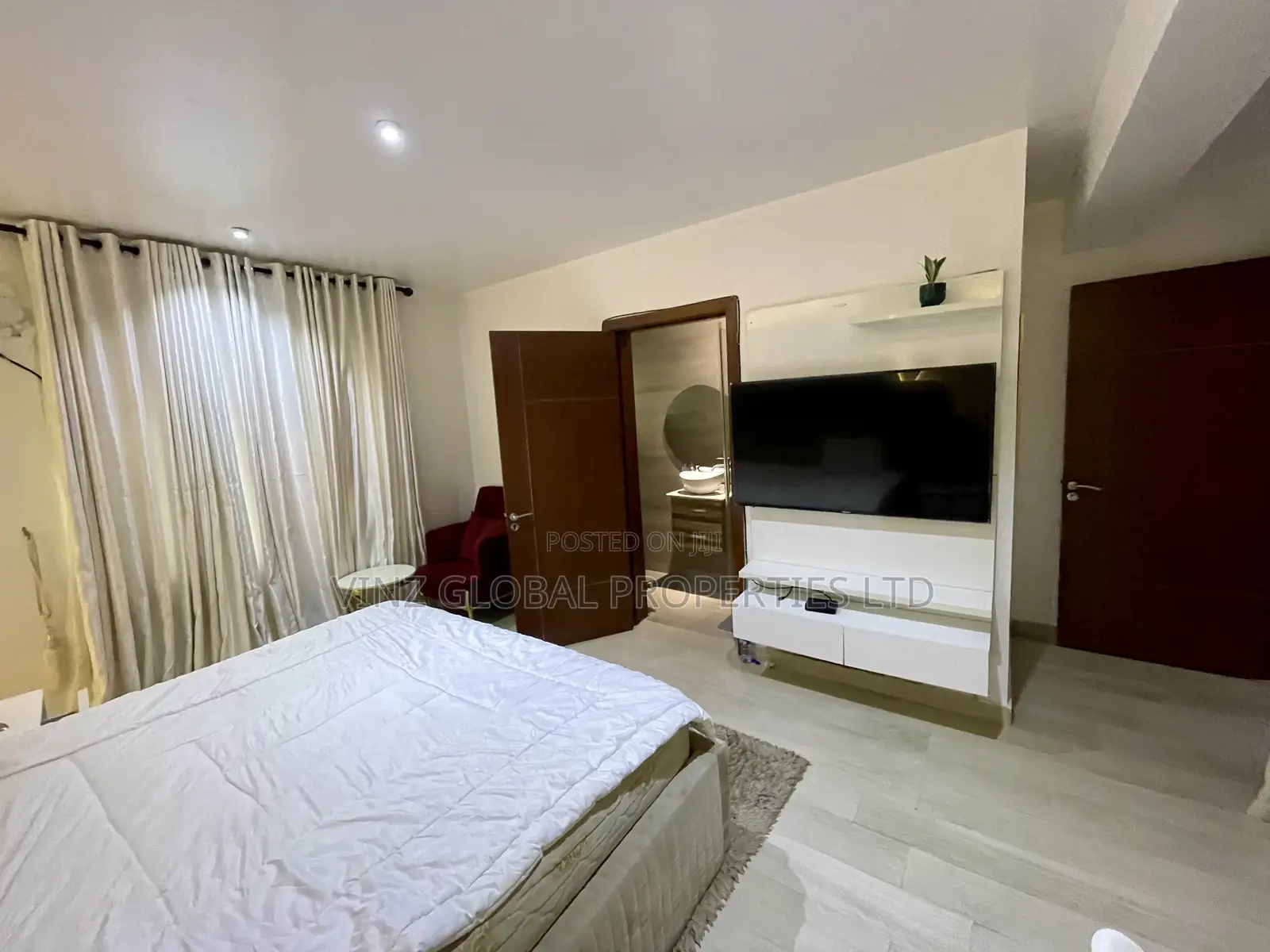 Luxury 2 Bedroom Duplex Swimming Pool, Tennis, Basketball in Lekki