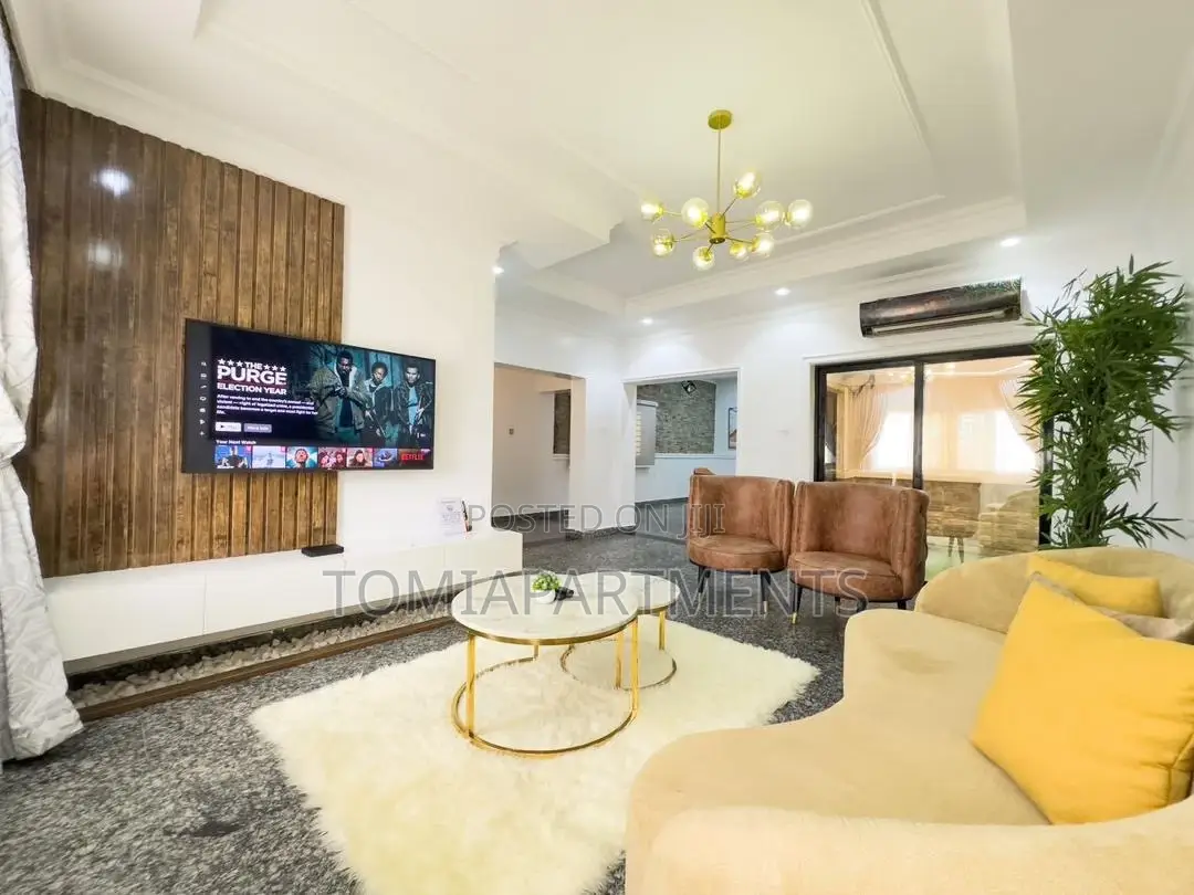 Spacious 3 Bedroom Duplex Shortlet With Snooker in Lekki in Lekki
