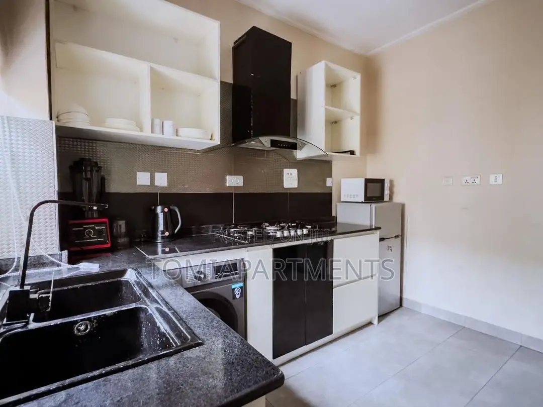 Spacious 3 Bedroom Duplex Shortlet With Snooker in Lekki in Lekki