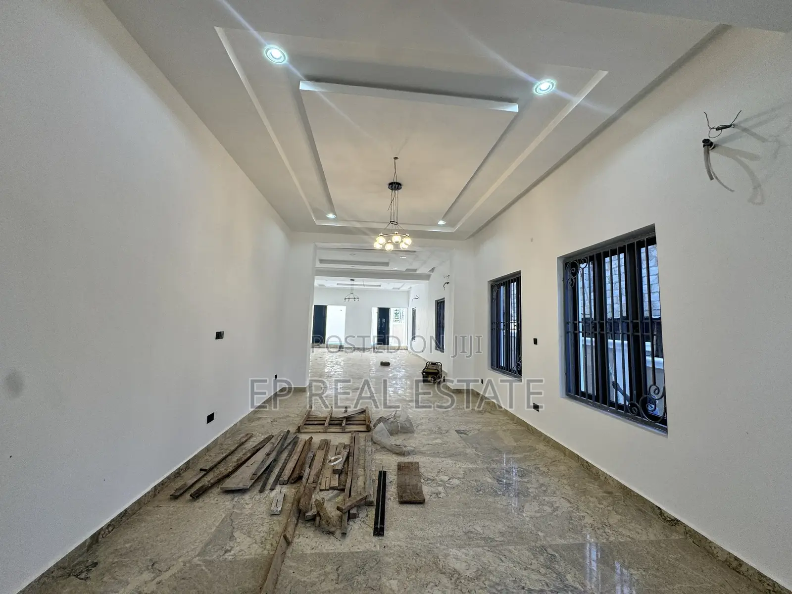 7bdrm Duplex in Guzape for sale in Guzape District